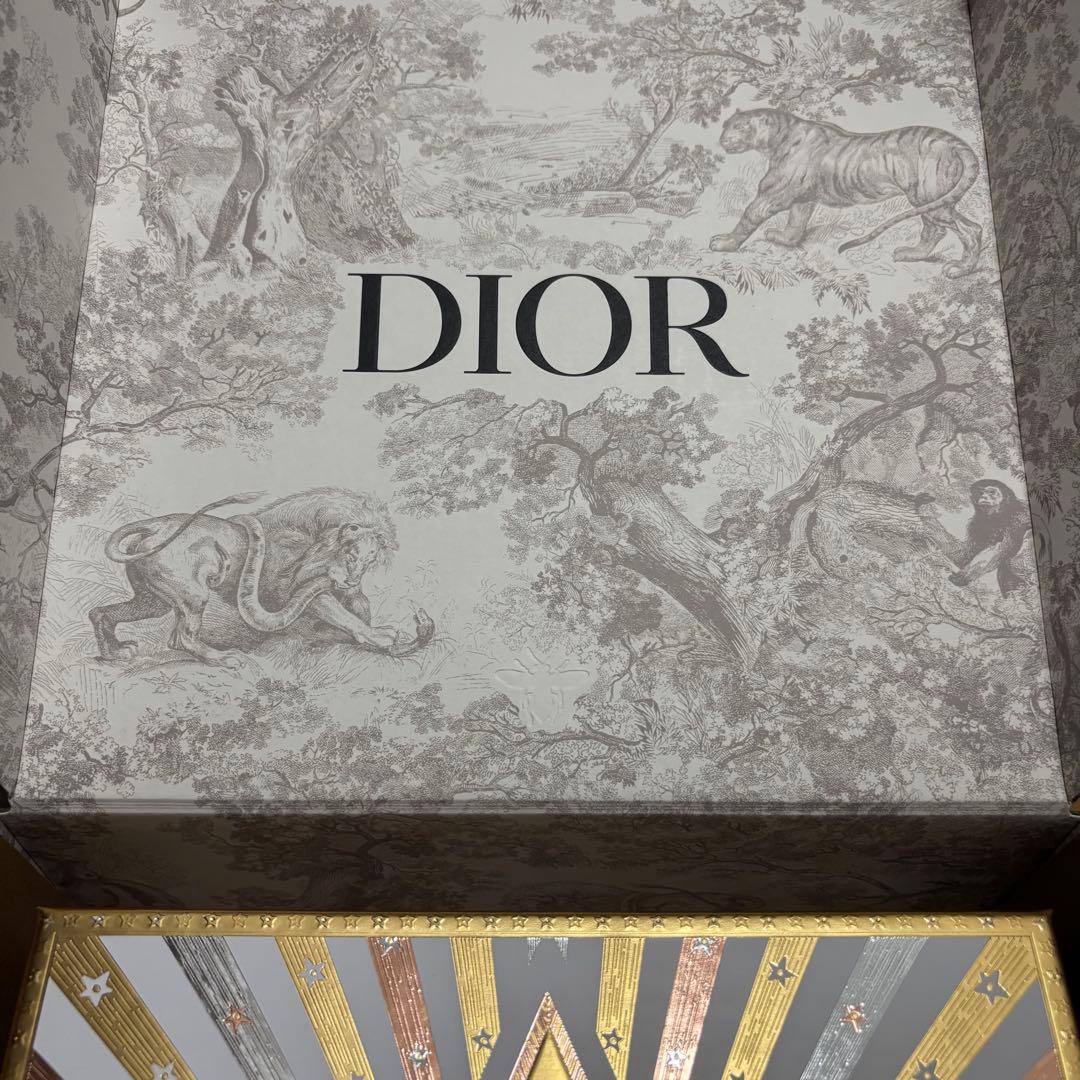 ディオール サーカス ホリデー 2025 クリスマスコフレ 新品未開封