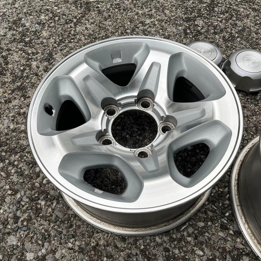 【aki】トヨタ ランドクルーザー 70 純正 16インチ 7J ±0