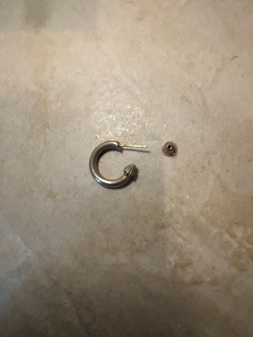 クロムハーツ　プレーンフープピアス(片耳用)