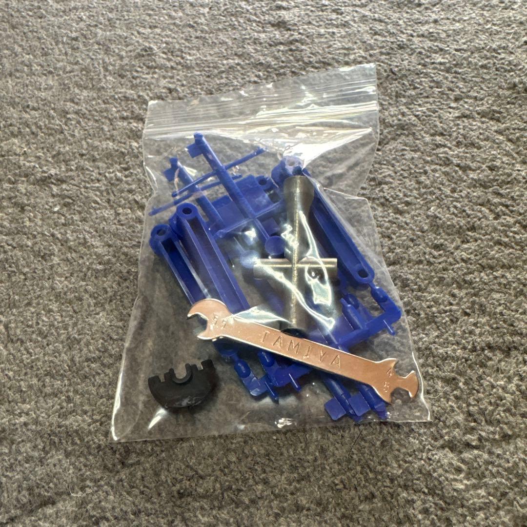 ほぼ新品未走行！タミヤサンダーショット4WDモーター・サーボ・ESC・OP装着車