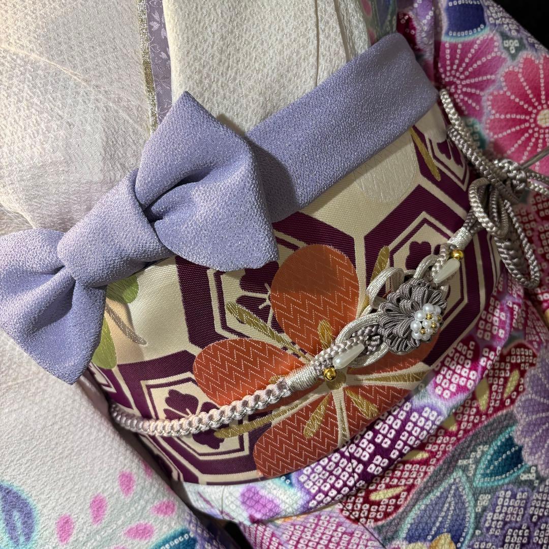 美品　総絞り　白地　暈し　花模様　逸品　振袖　フルセット 振り袖