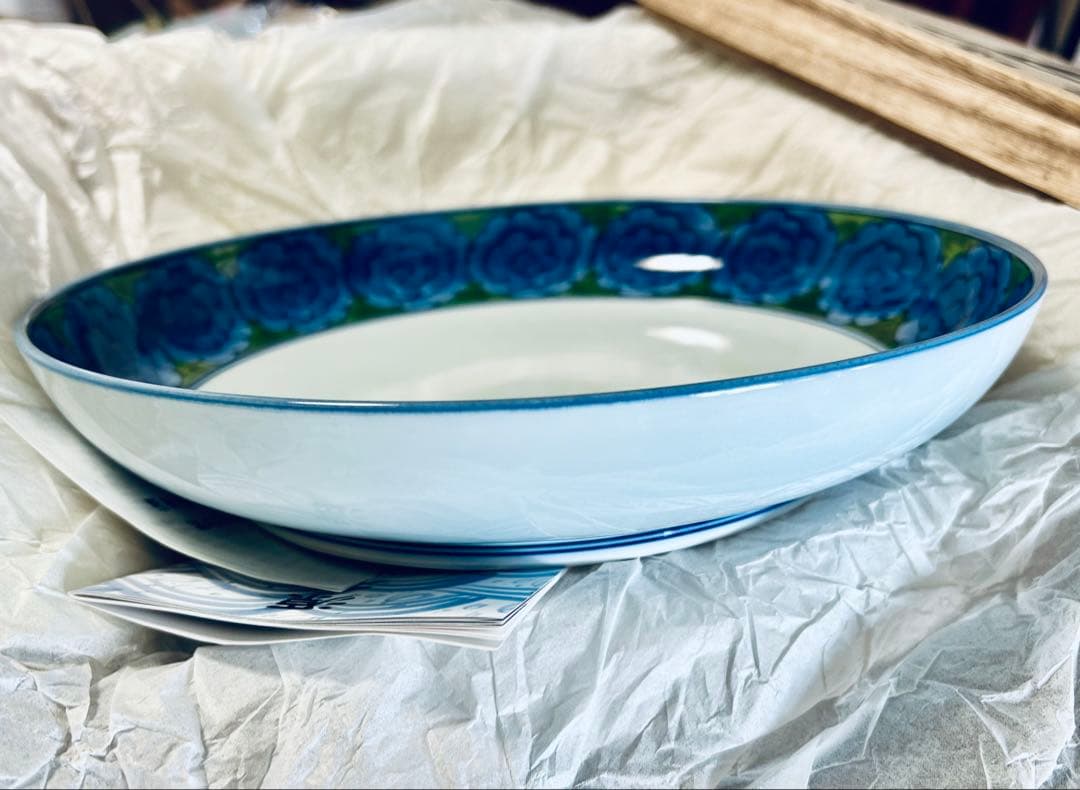 人間国宝　源右衛門窯　染錦雲紋大鉢　桐箱