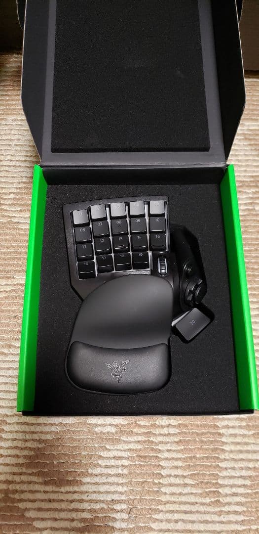 その他 Razer TARTARUS v2