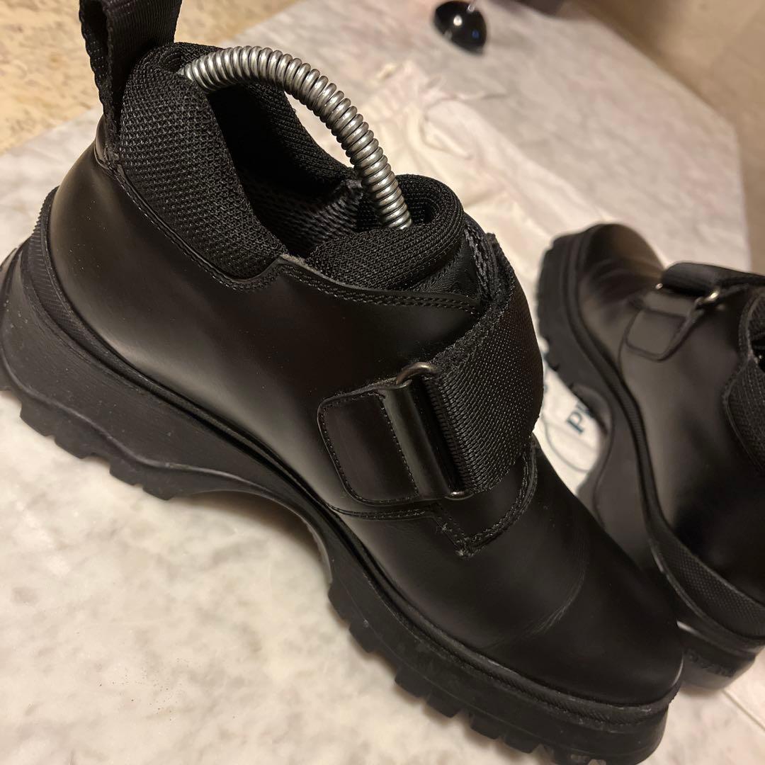 美品PRADAレディース