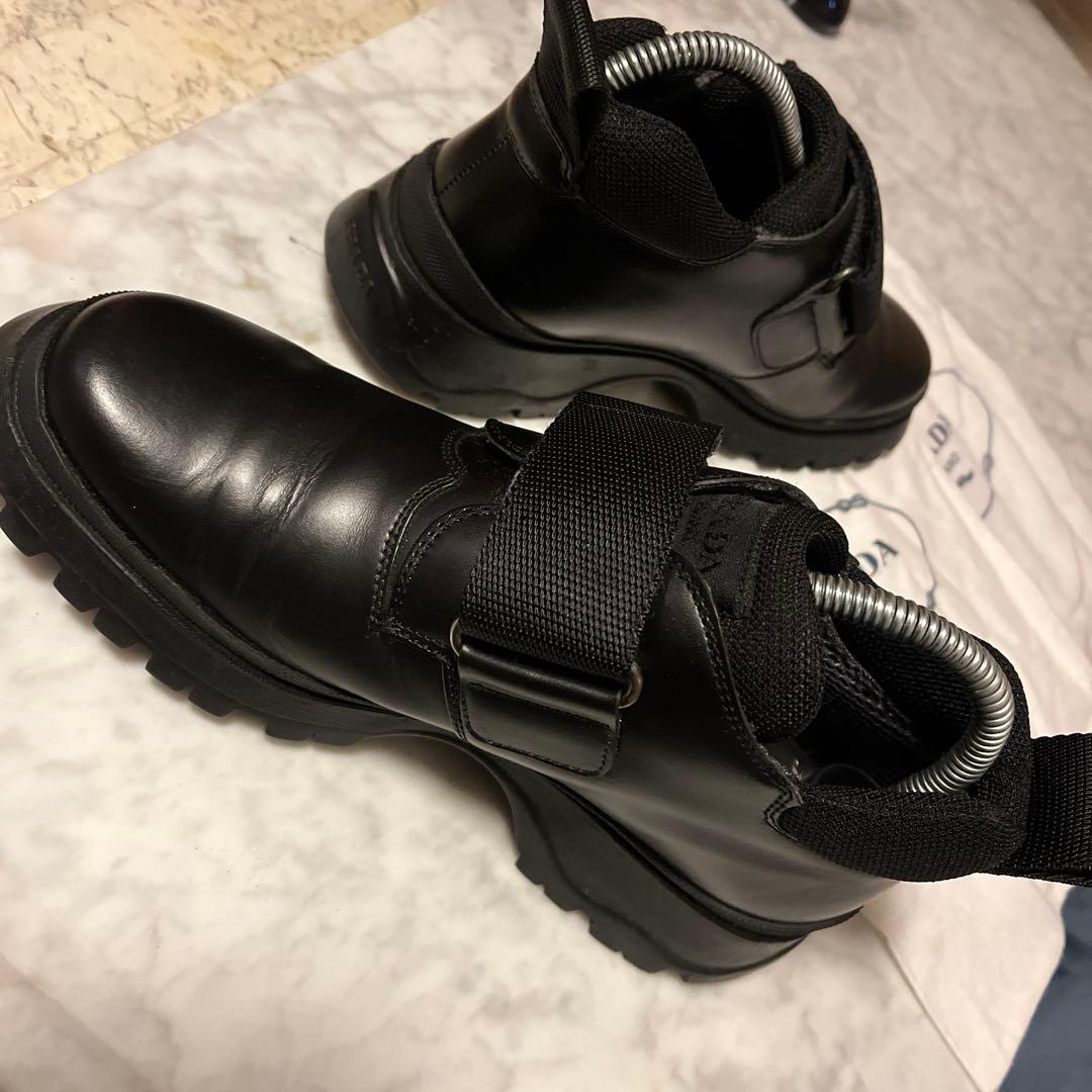 美品PRADAレディース