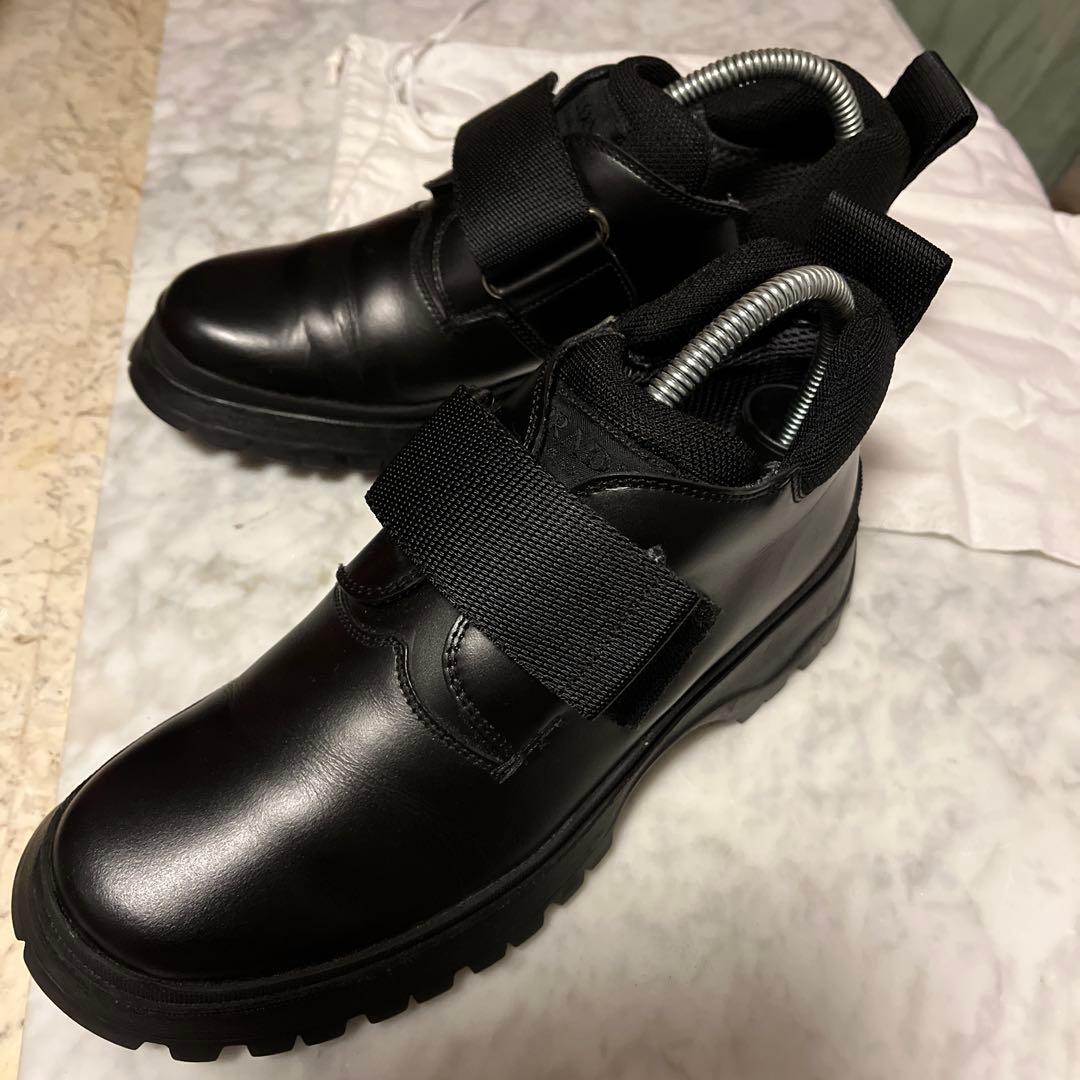 美品PRADAレディース