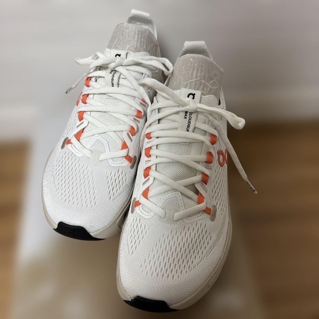 新品　オンクラウドサーファーマックス