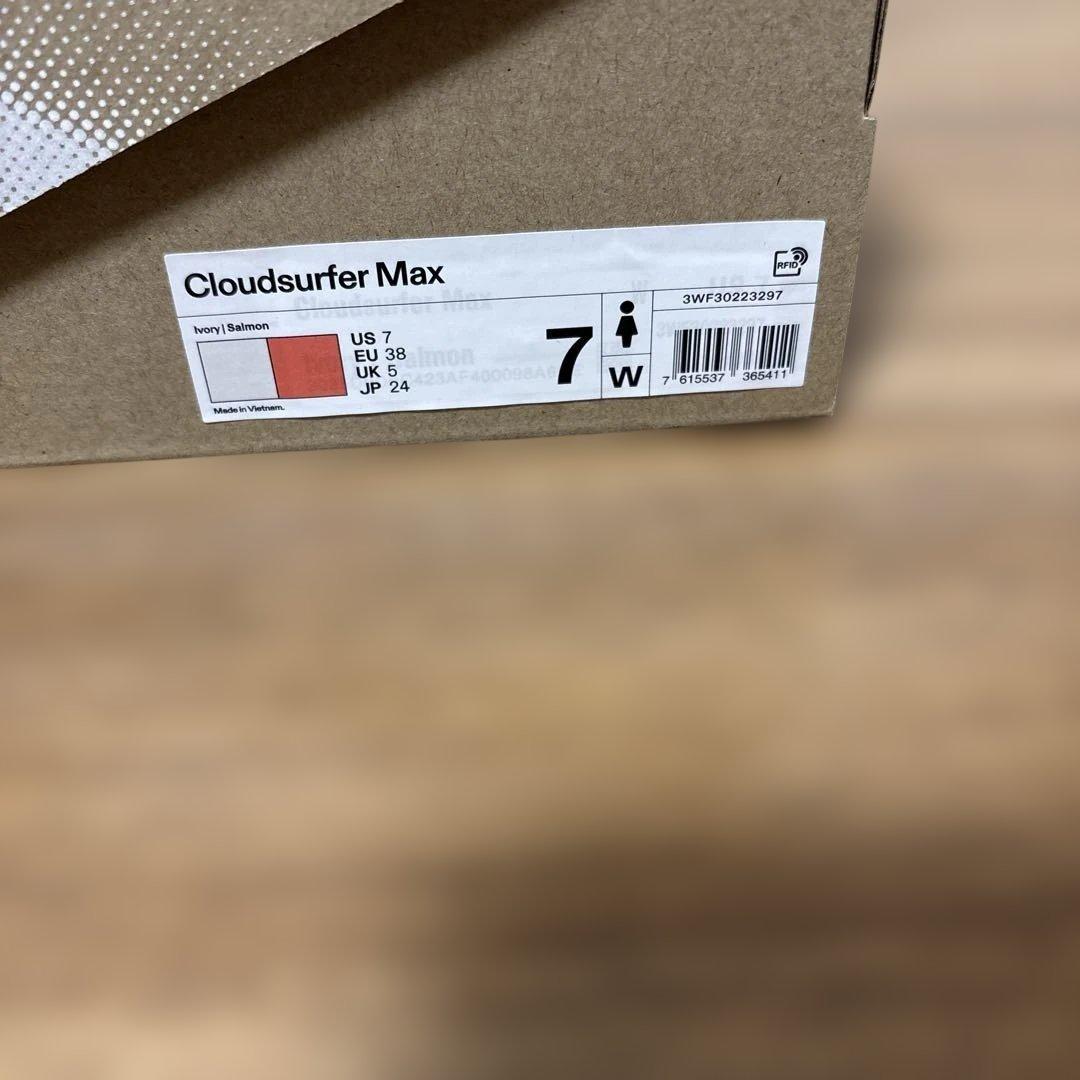 新品　オンクラウドサーファーマックス