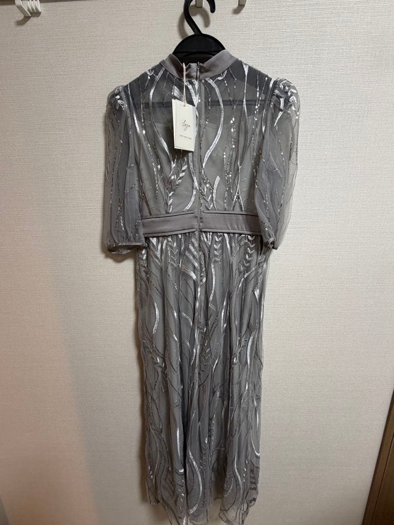 leja スパンコール刺繍レースプチハイネックAラインドレス