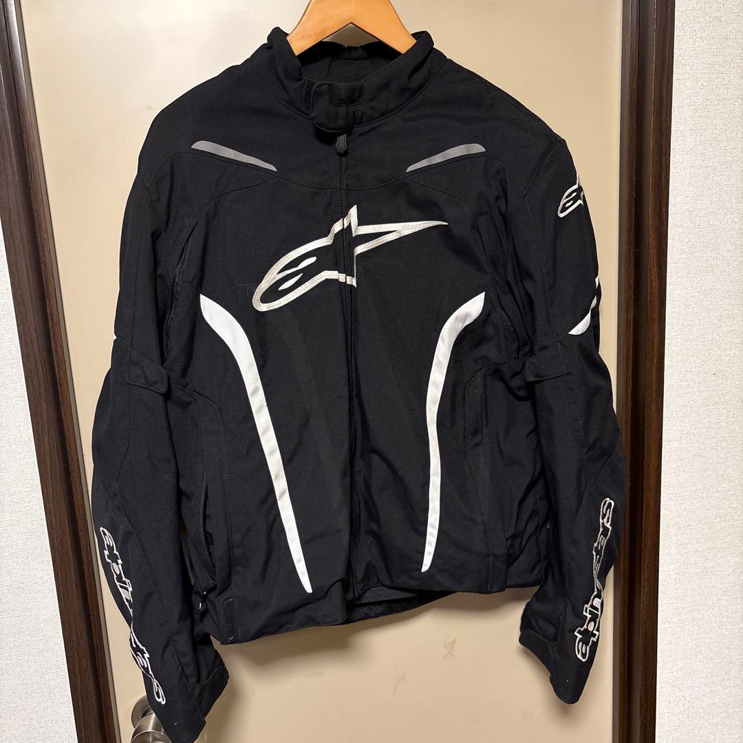 土日限定値下げ中‼️alpine starsライディングジャケット
