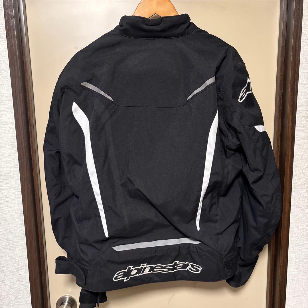 土日限定値下げ中‼️alpine starsライディングジャケット