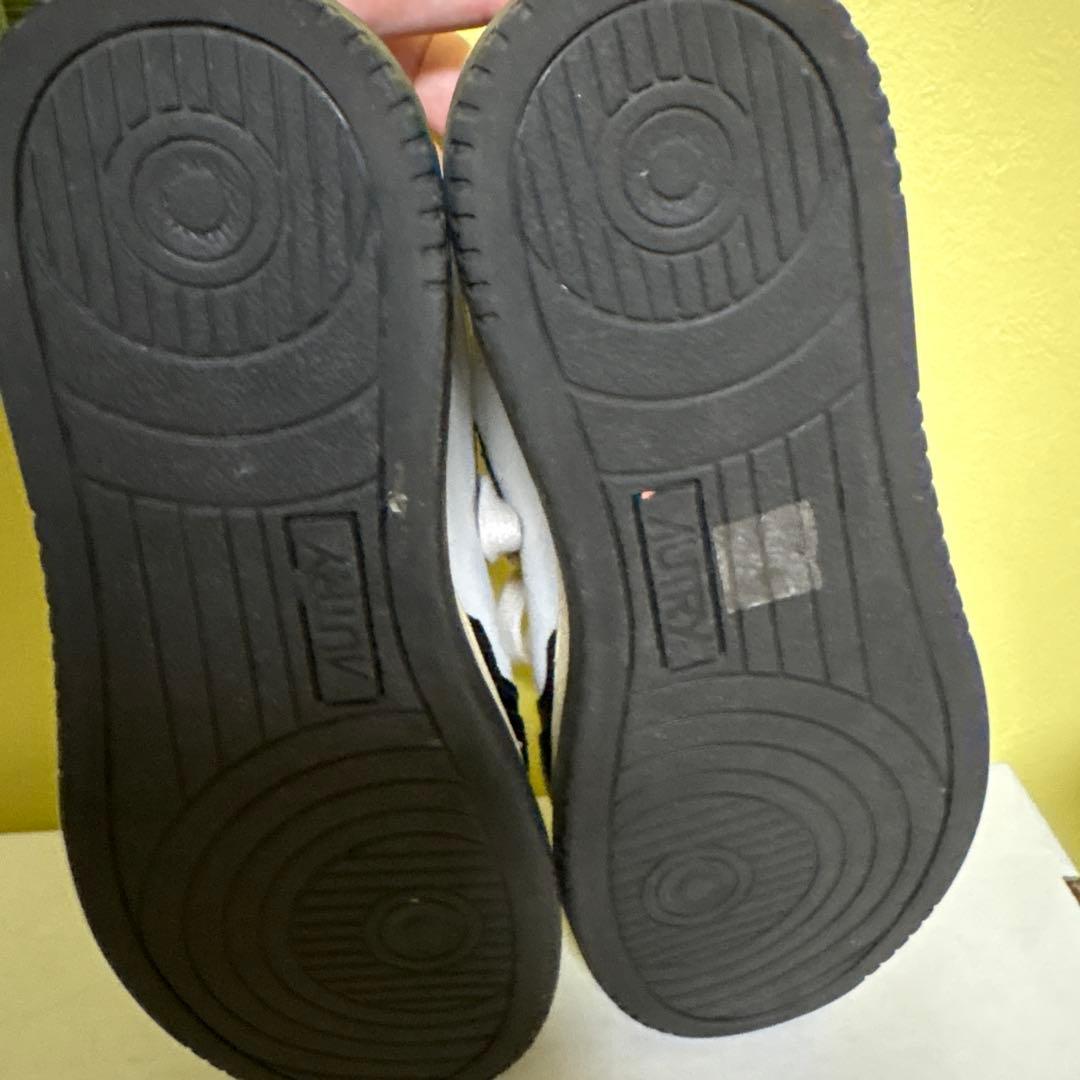 AUTRY ホワイト/ブラック スニーカー