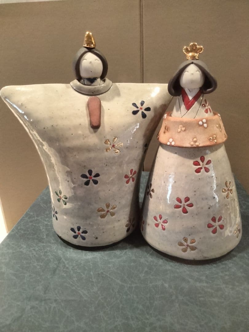 良品（good item）　雛人形（Hina doll）　陶器　作家、西崎和子