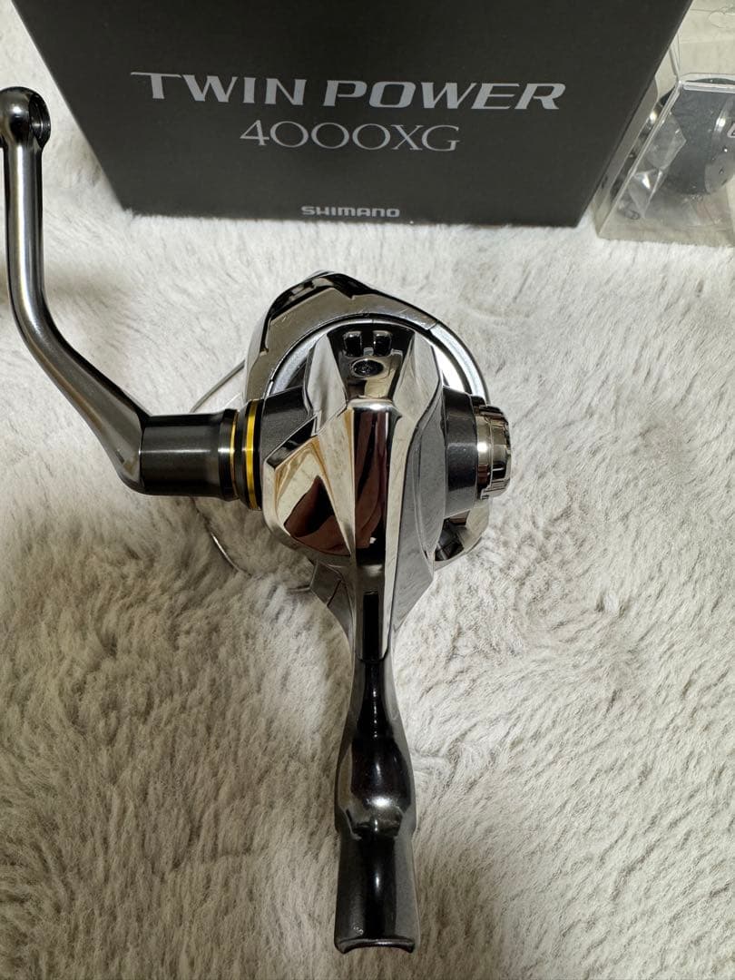 SHIMANO 24TWIN POWER 4000XG 丸型ハンドル付
