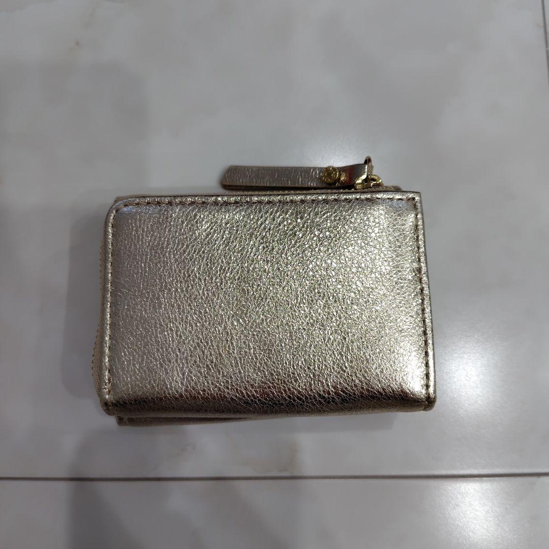 新品　未使用Gianni Chiarini ゴールド 三つ折り財布