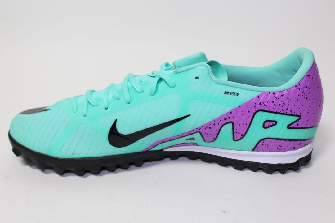 新品 NIKE ズーム マーキュリアル ヴェイパー 15 アカデミー TF