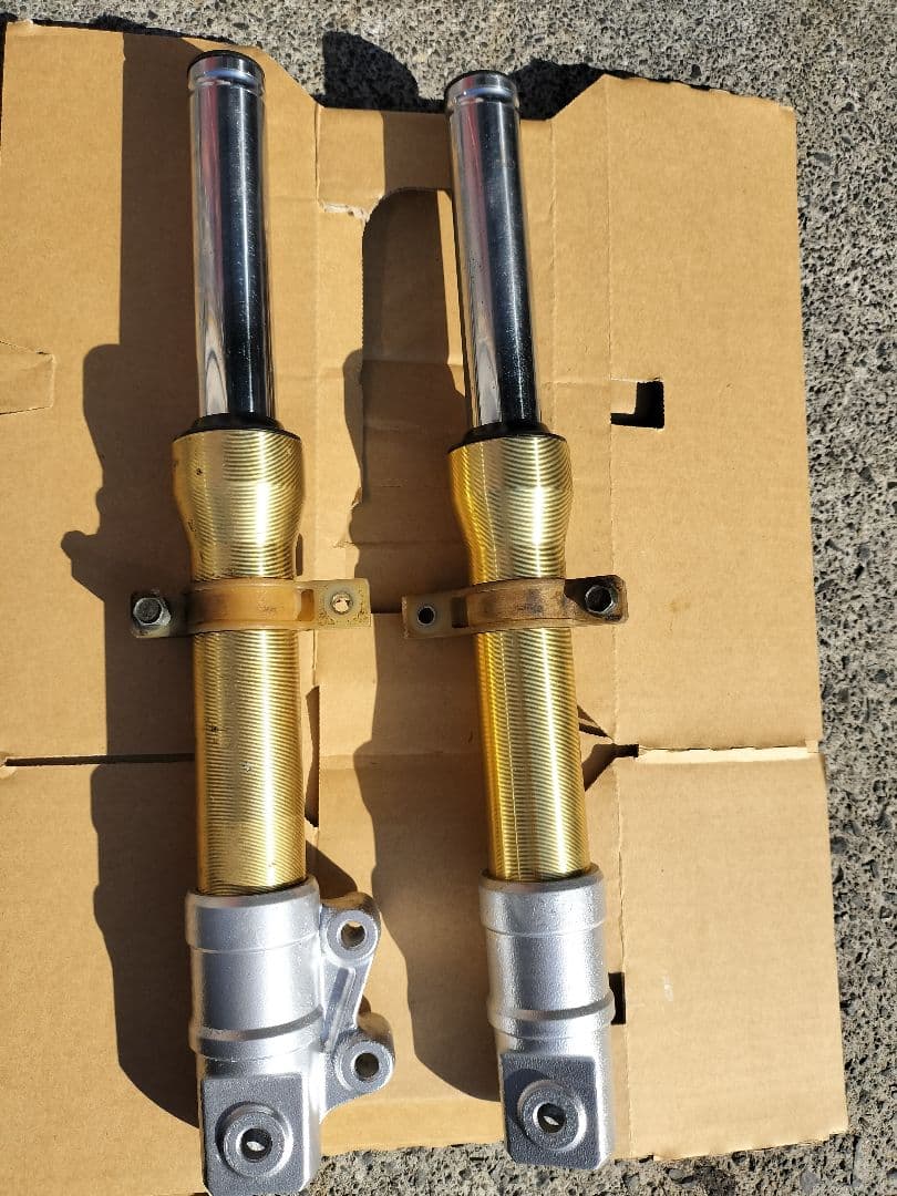 受*要様 CA1PB ZZ フロントフォークオイルシール交換済み！