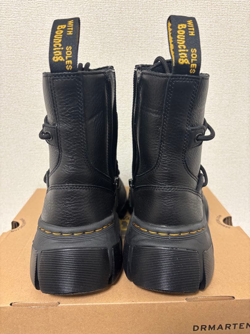 値下げ不可　新品最安値　Dr.Martens DMXL LACE 8ホールUK7