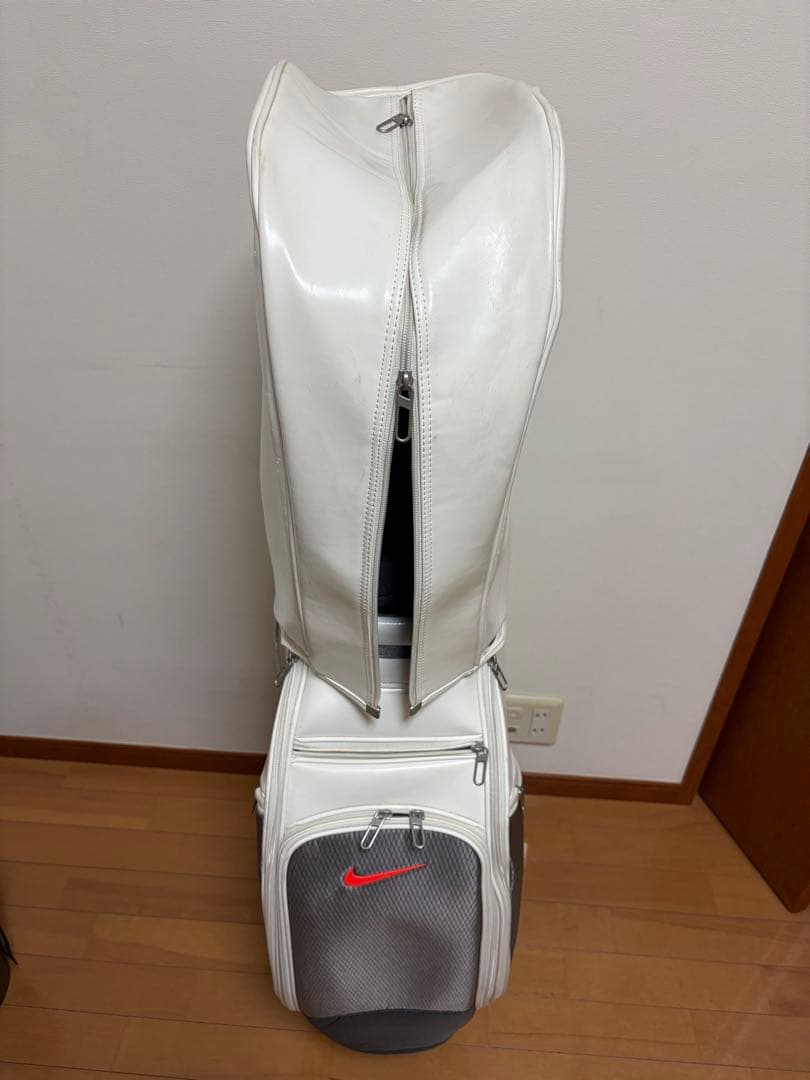 Nike スリングショットキャディバッグ
