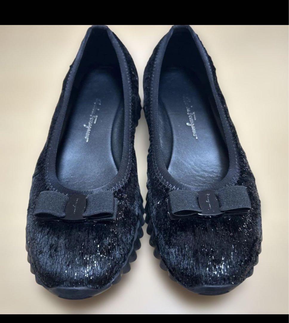 Ferragamo ヴァラ ・パンプス ドリー