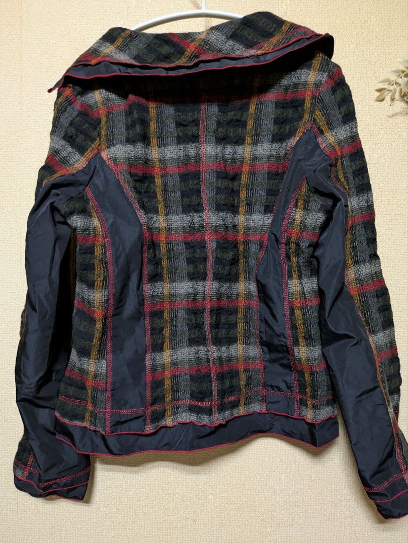 Eクラット エイココンドウチェック柄 テーラードジャケットウール78%42未使用