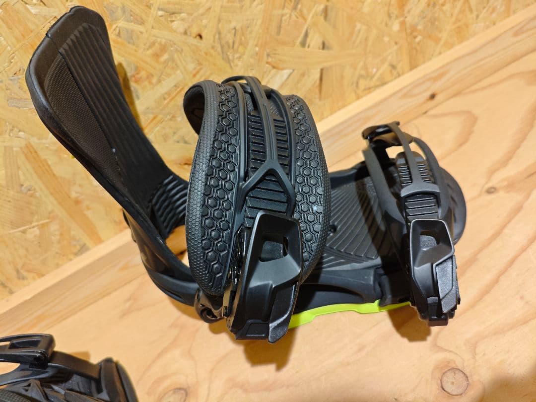 HEAD NX-SIX スノーボードビンディング　バインディング　ヘッド