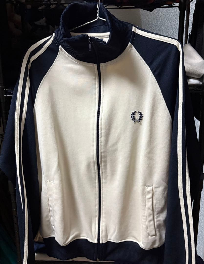 90s Fred Perryトラックジャケット M刺繍 vintageベージュ