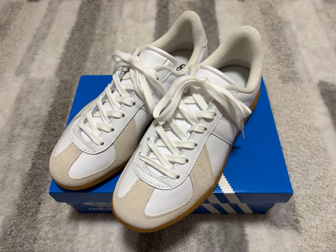 【新品未使用】adidas Originals BW ARMY WHT 24.5