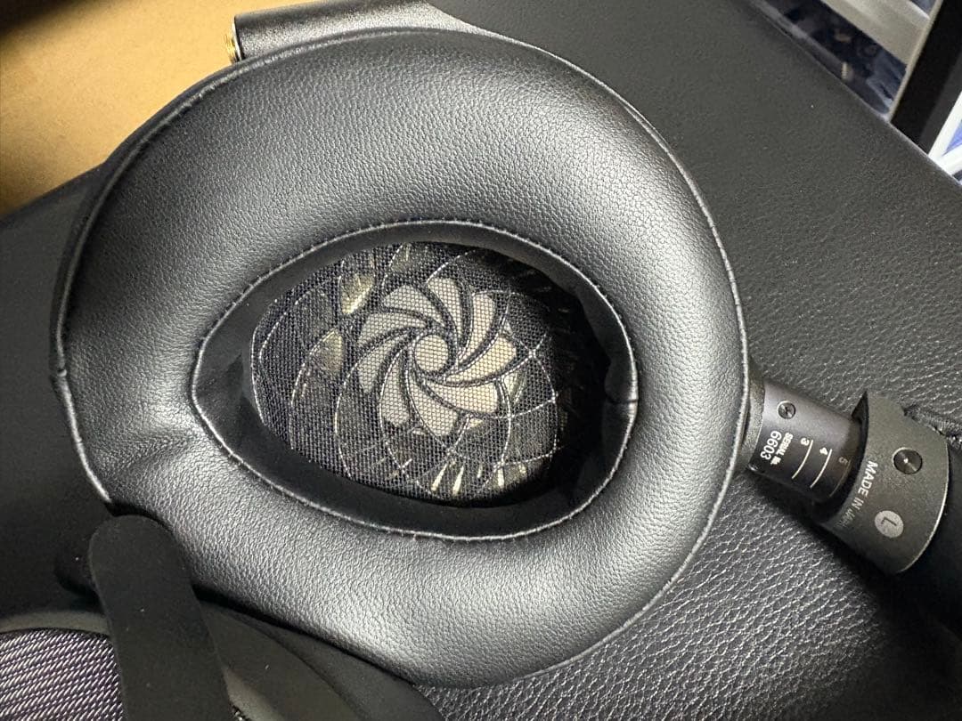 ヘッドホン SONY MDR-Z1R