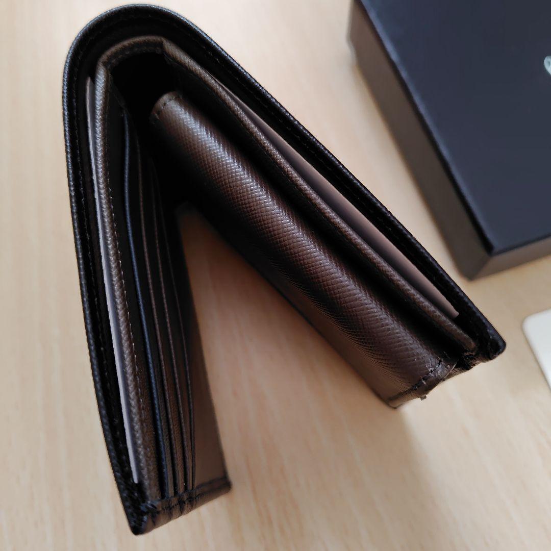 172. Paul Smith ブラック 二つ折り財布 箱付き