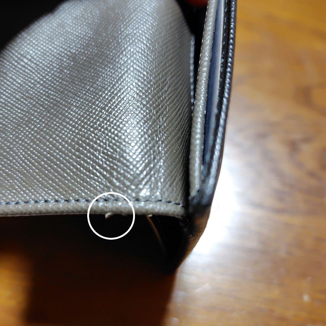 172. Paul Smith ブラック 二つ折り財布 箱付き