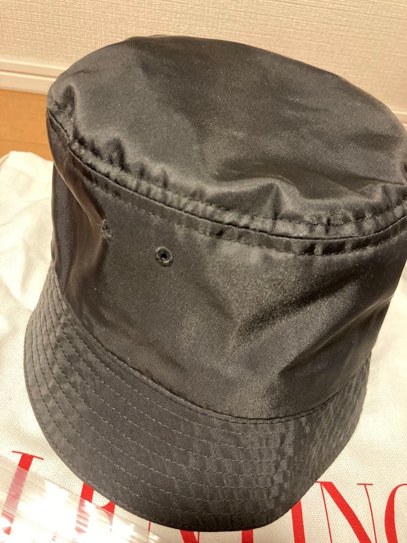 ヴァレンティノガラヴァーニ VLTNロゴ サイズ60 バケットハット ブラック