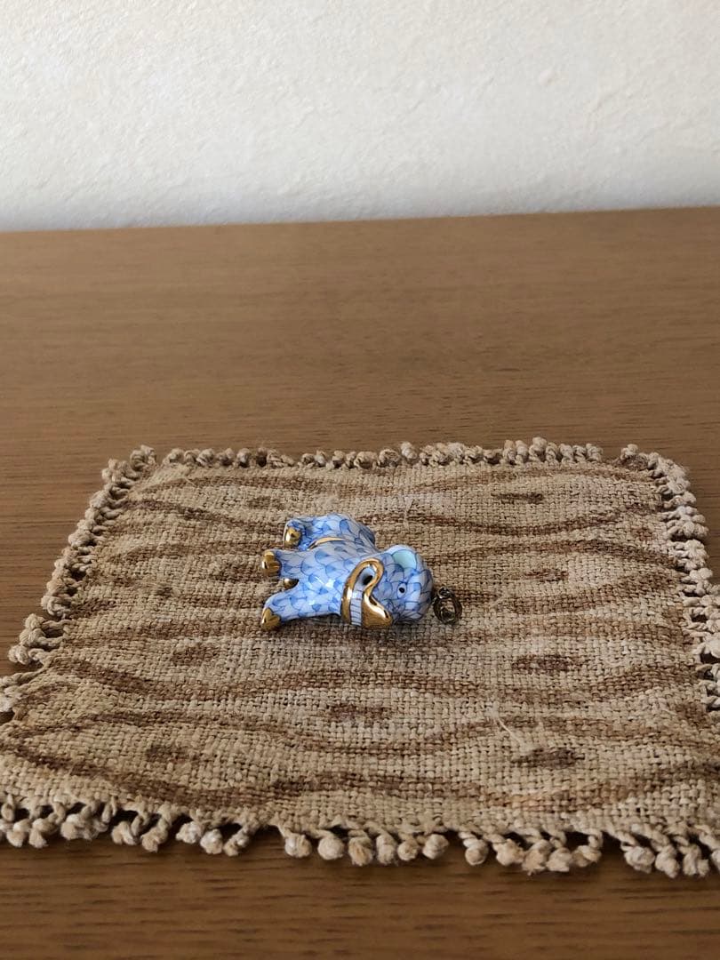 ヘレンド　ペンダントトップ　狛犬