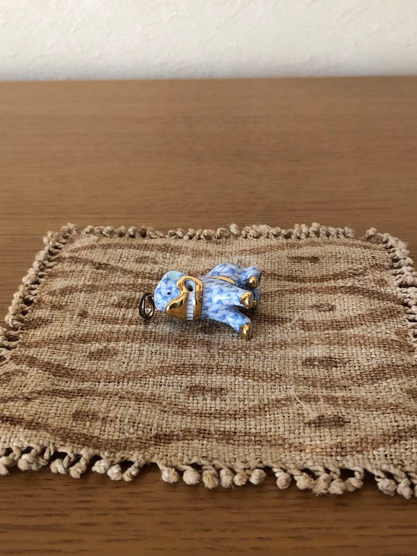 ヘレンド　ペンダントトップ　狛犬