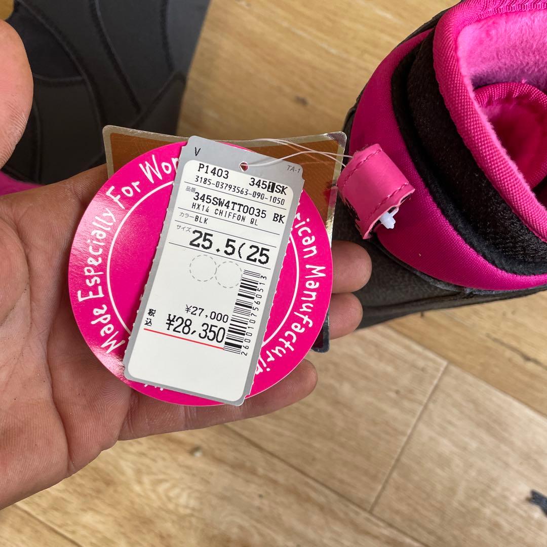 スノーボードブーツ　未使用品　SWIVEL　スイベル　25.5㎝