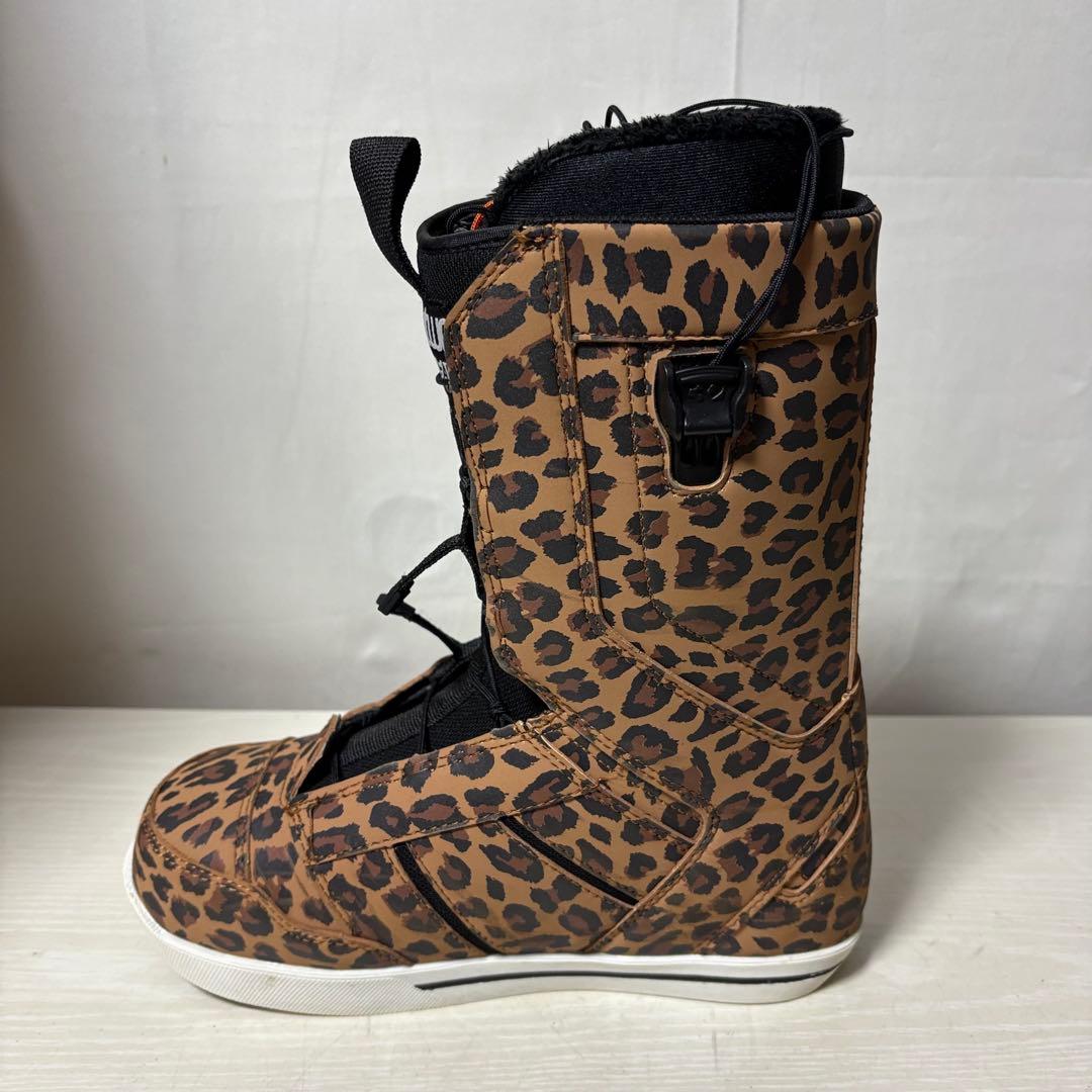 サーティツー スノーボード ブーツ グラトリ スノボ ブーツ パウダー パーク