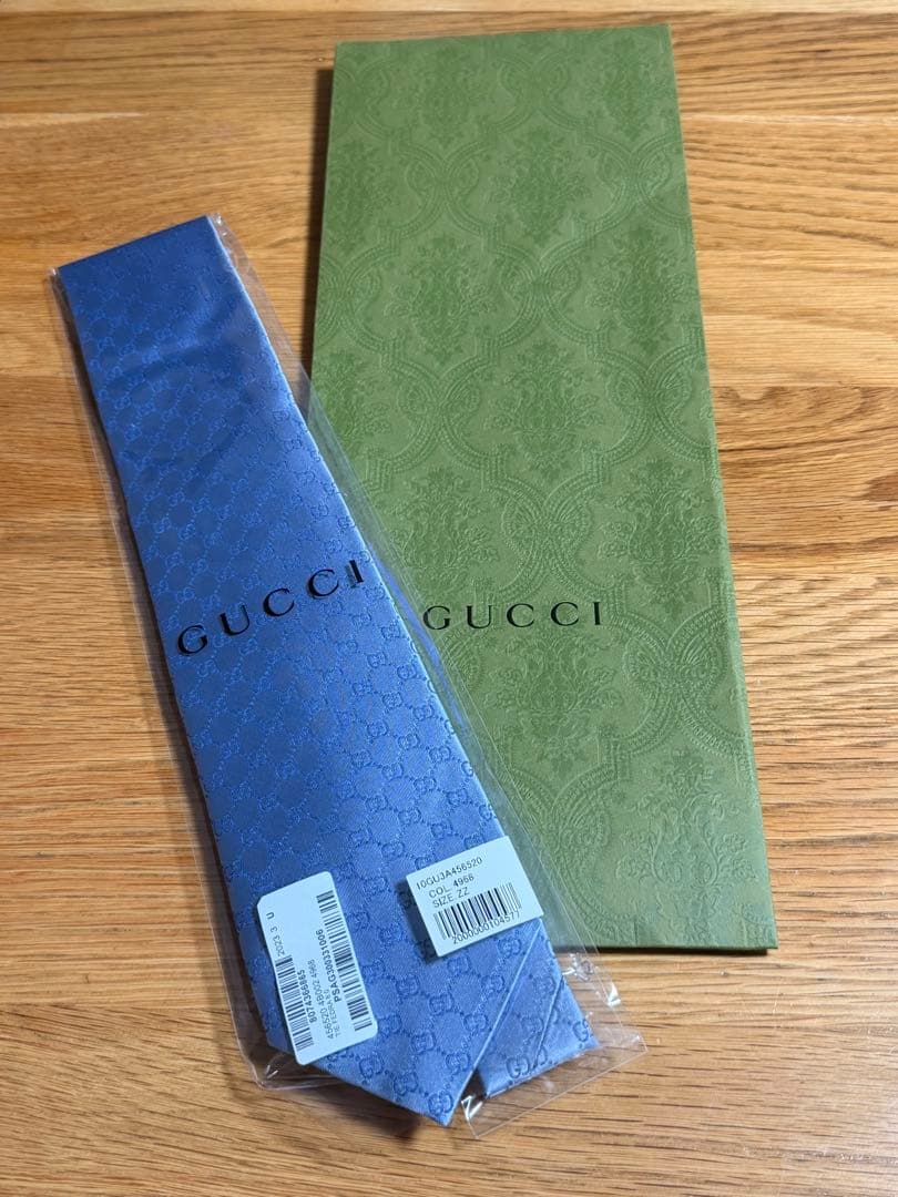 人気GUCCI ブルー GGパターン ネクタイ 新品　未開封