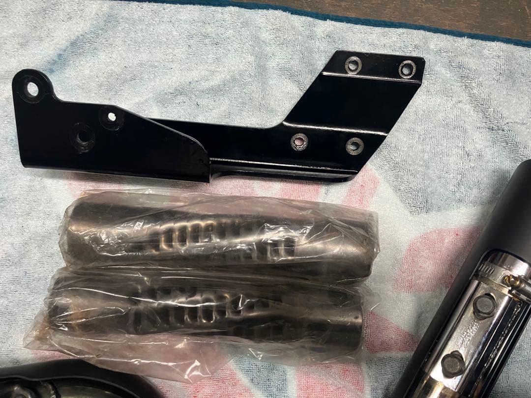 バンスアンドハインズ　VANCE&HINES スポーツスター　14年以降