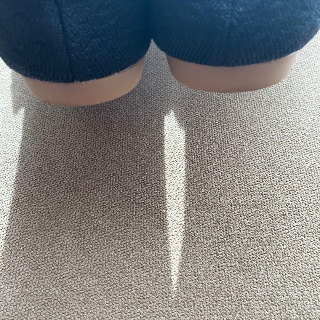 Öffen オッフェン　フリル付きポインテッドトゥフラットシューズ