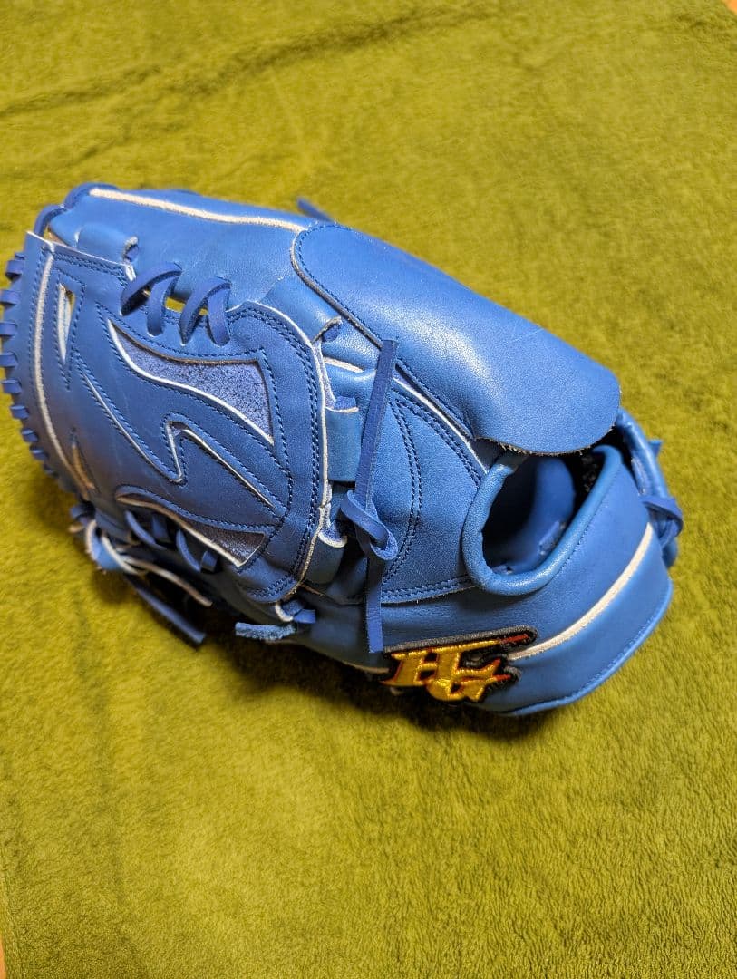 【未使用】ハイゴールド軟式投手用グローブ 青色 左投げ