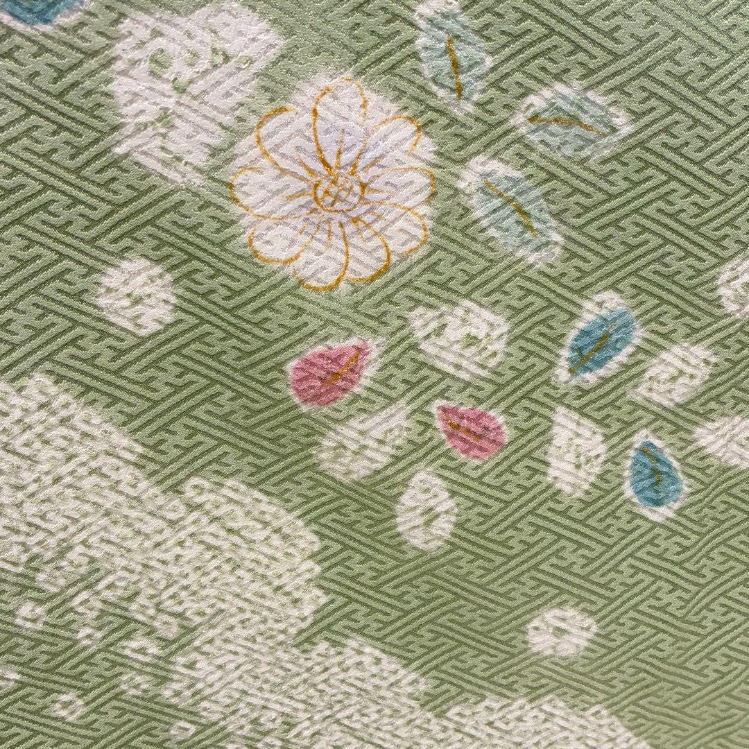 D244 訪問着　花模様　絞り　正絹　着物　袷　しつけ糸付き未使用極美品