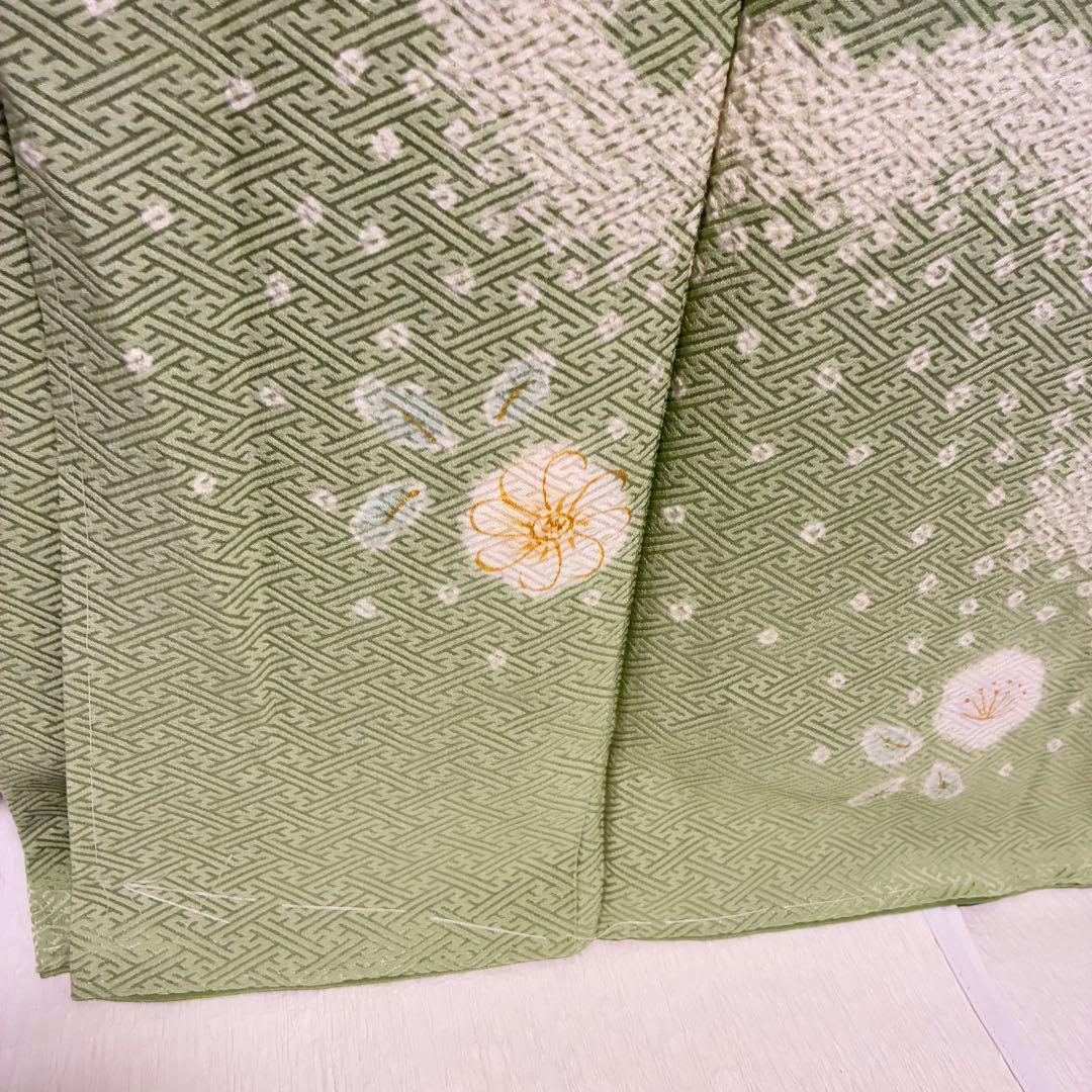 D244 訪問着　花模様　絞り　正絹　着物　袷　しつけ糸付き未使用極美品