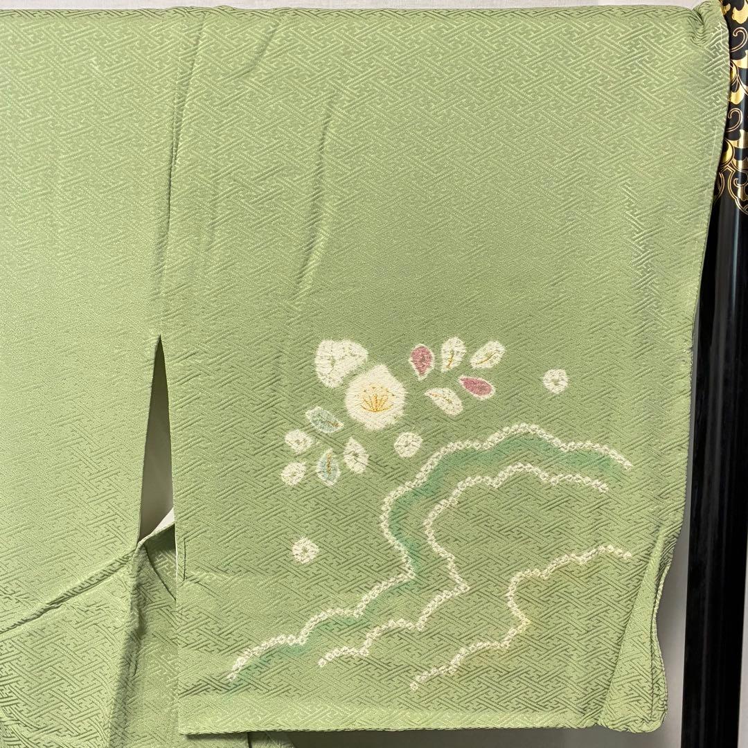 D244 訪問着　花模様　絞り　正絹　着物　袷　しつけ糸付き未使用極美品