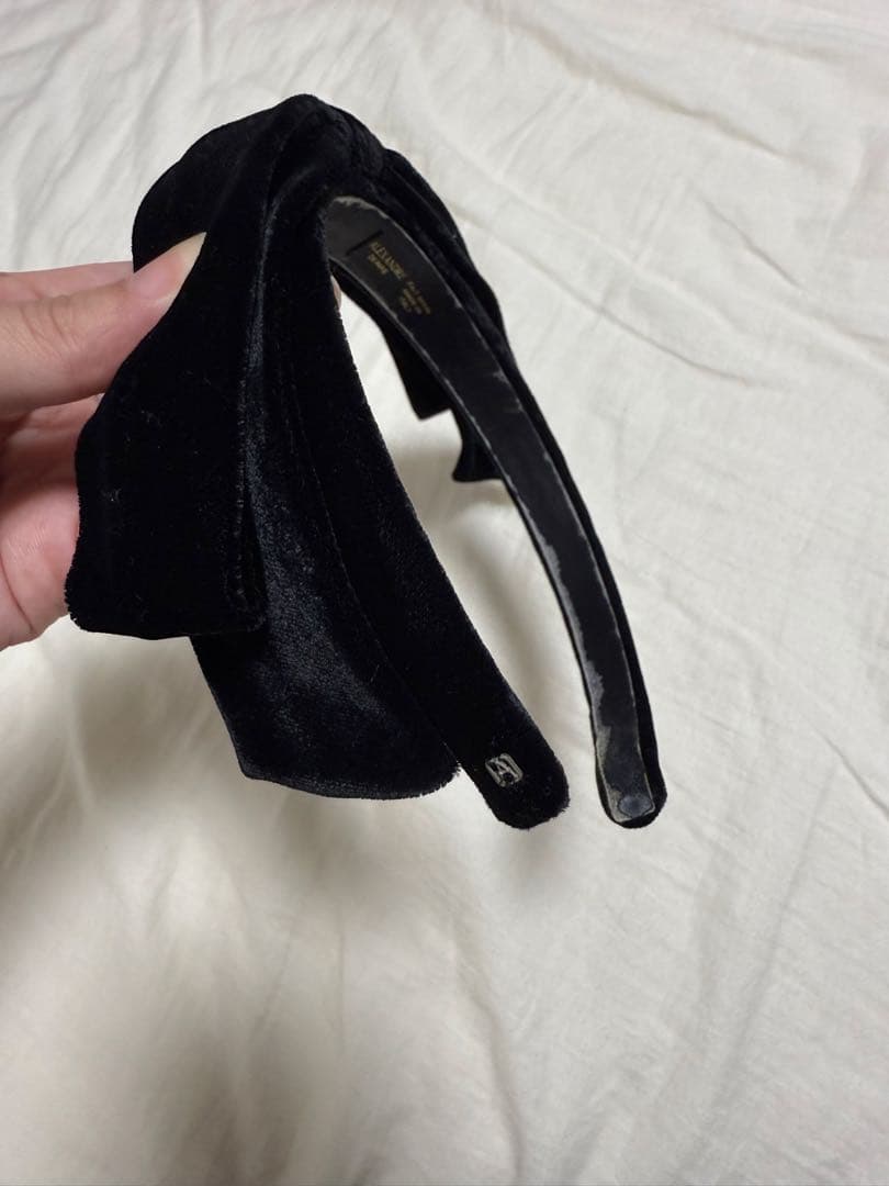 ALEXANDRE DE PARIS カチューシャ ブラック