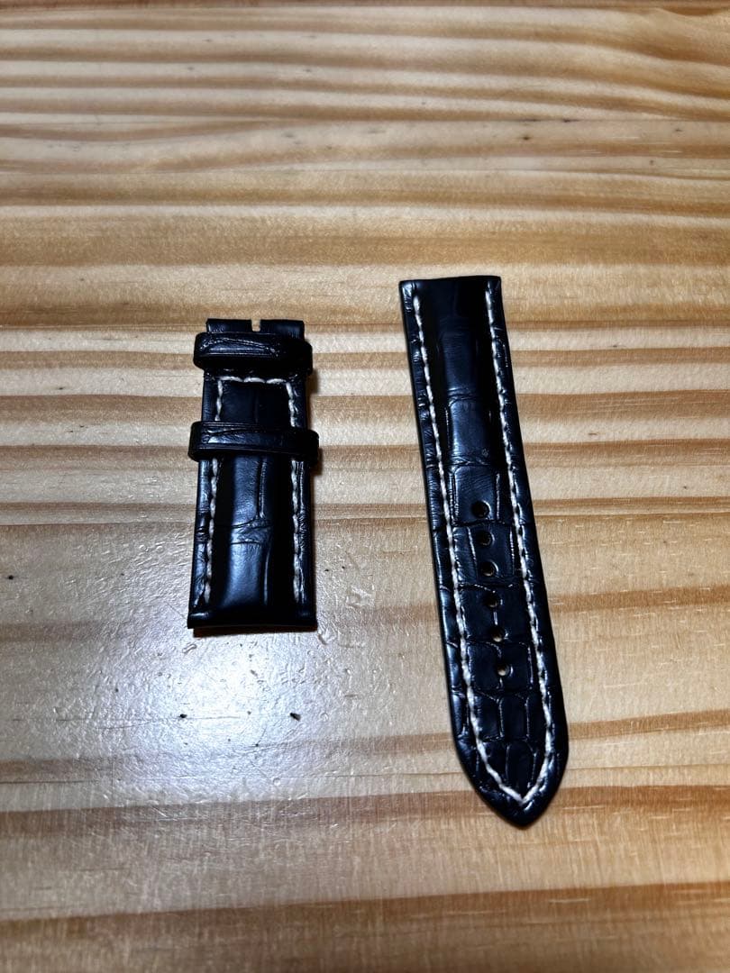 [未使用]ブライトリング　ベルト　純正アリゲーターストラップ　ブラック22-20