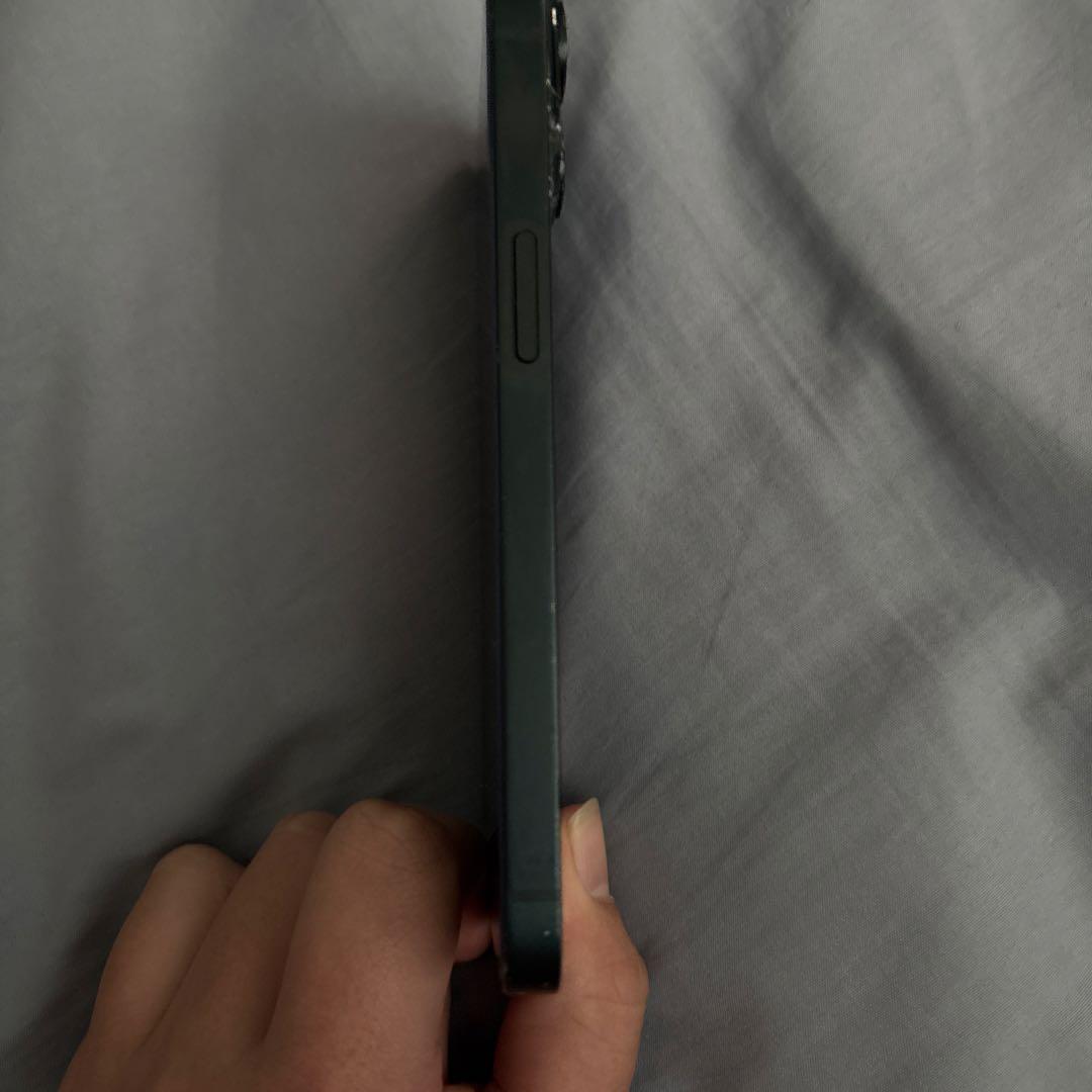 iPhone14本体　ミッドナイト　128G