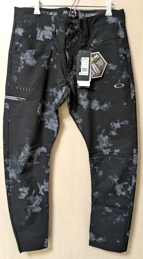 OAKLEY タンクトップ　パンツ　NESTA ポロシャツ　ベルト　ゴルフ