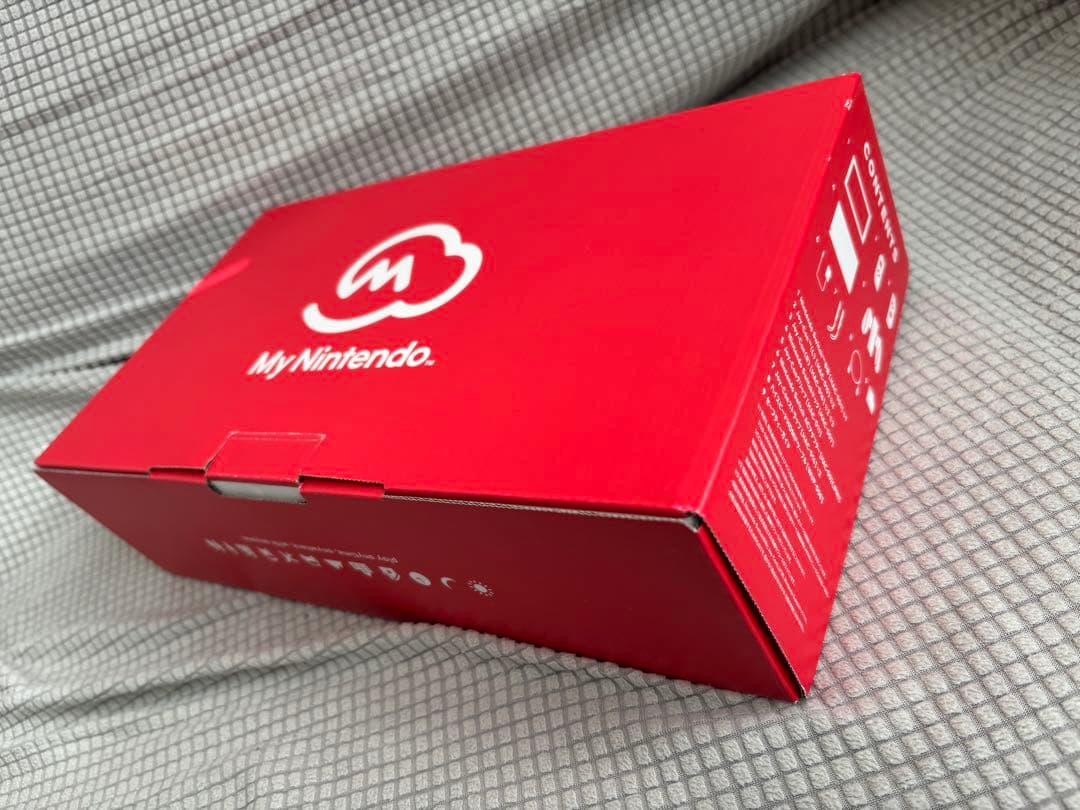 ジャンク⭐️Nintendo Switch（本体のみ）と限定ボックス（箱のみ）