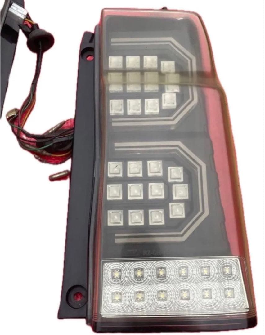 【即売したいので値下げ可能！】タントカスタム la600s 前期　社外テール