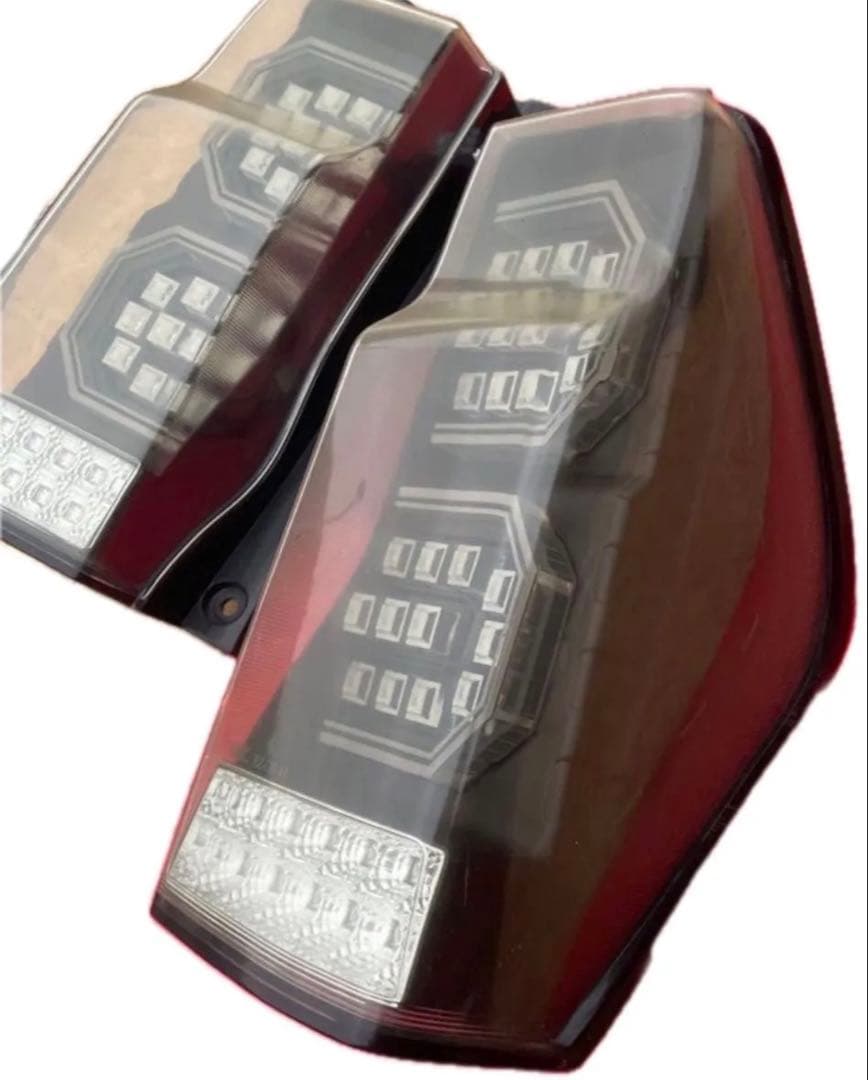 【即売したいので値下げ可能！】タントカスタム la600s 前期　社外テール